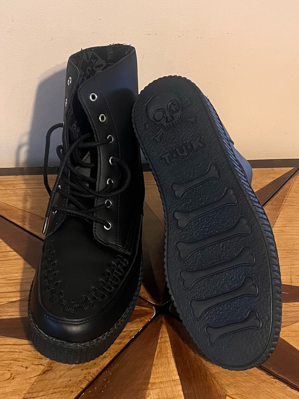 TUK creeper boots